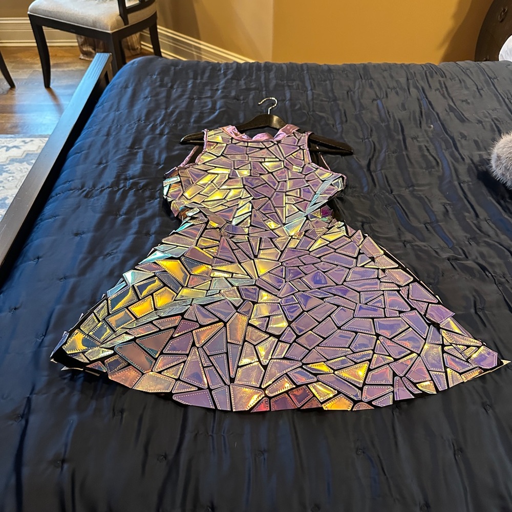 Geometric Iridescent Dress - Picture 3 of 5